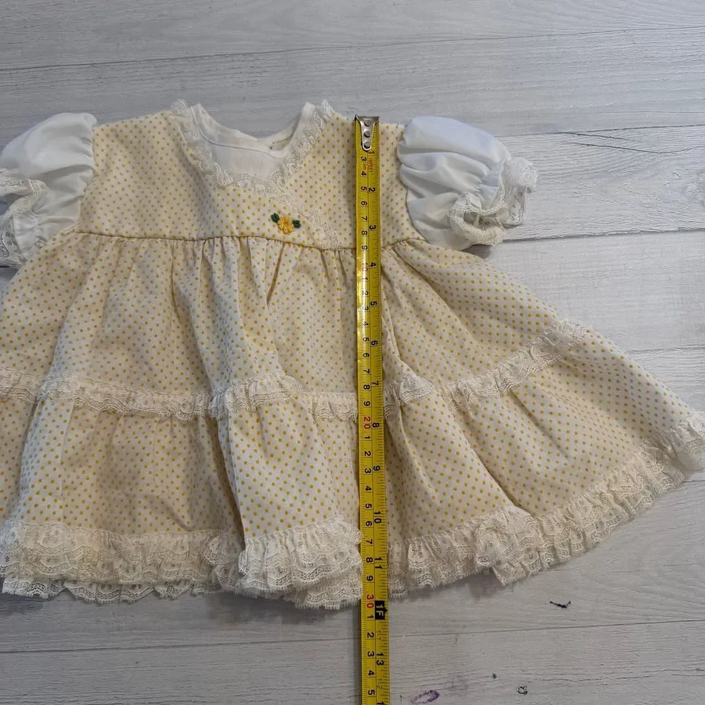 Vintage Mini world girls yellow polka dot dress‎ 9-12 months